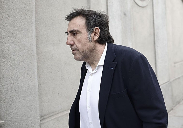 El hermano de Koldo reconoce haber recogido sobres con dinero en Ferraz